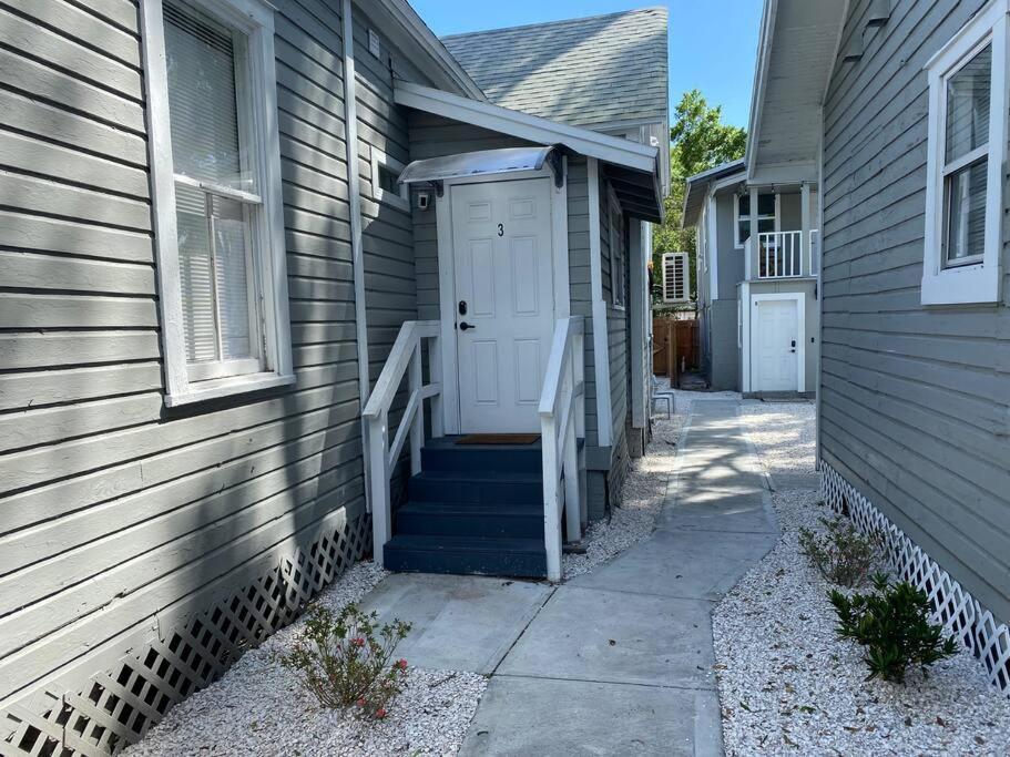 Chic Bungalow Apartment Steps From Armature Works & Downtown Riverwalk Tampa Eksteriør billede